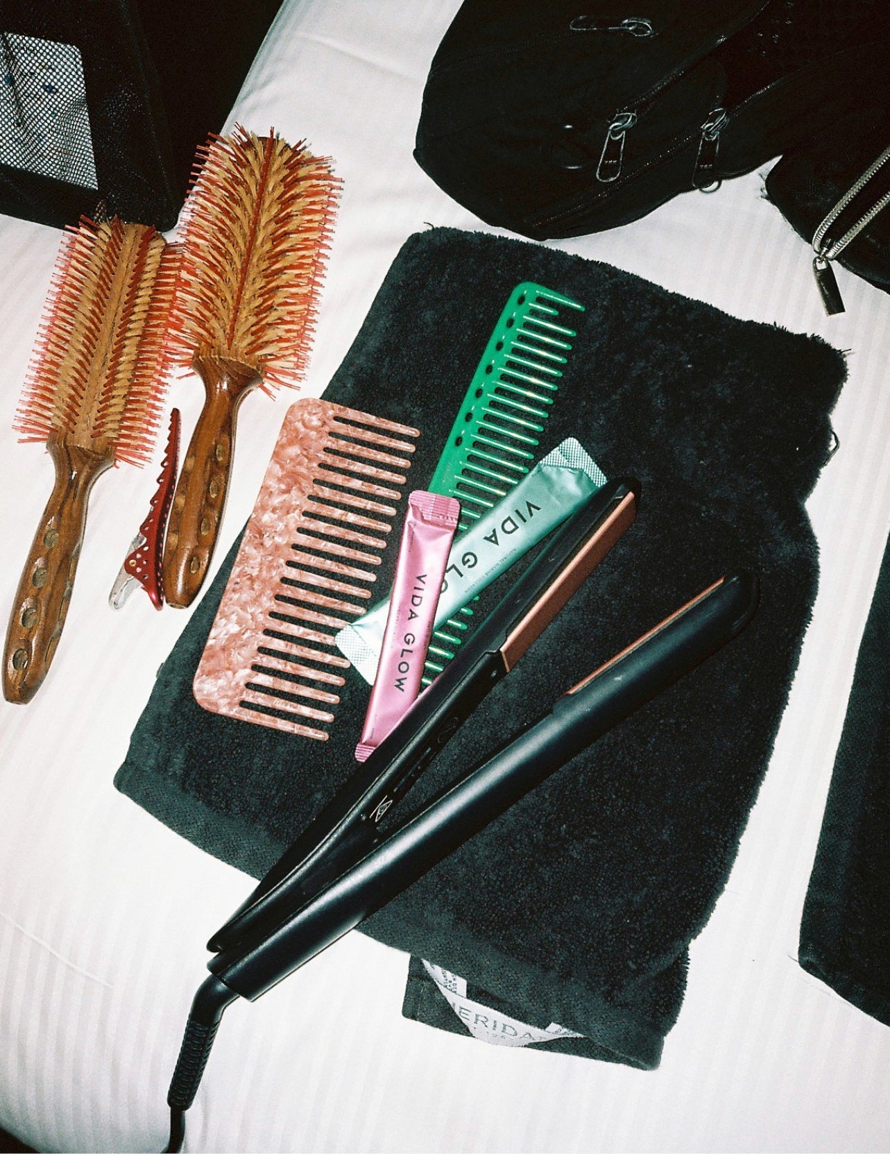 Quelles sont les causes de la chute des cheveux ? Un guide fondé sur la science